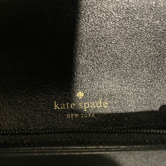 Kate Spade wallet - Picture 4 of 9